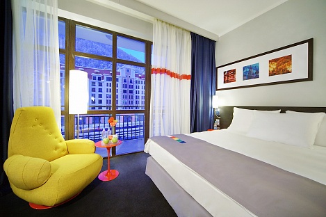 12_Business Friendly Room