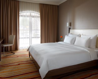 635911785437800774-2f6775e3-6e72-4b69-b396-09994633b83a