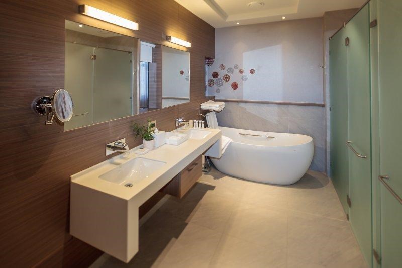 635911801471581648-accbe88f-4628-44bb-9770-ad2b8a542fe3