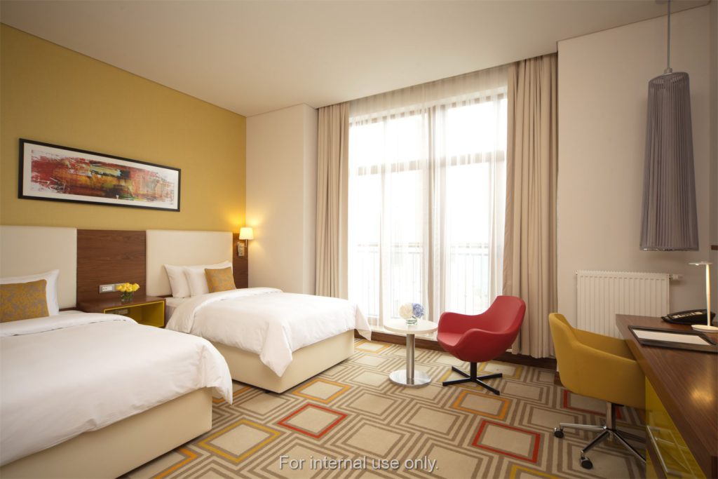 636148252695036647-e16516b8-767e-47d6-a259-693887714921