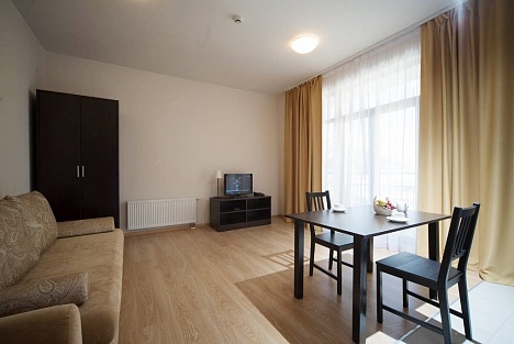 تطبيق استوديو 4 شركات للمطبخ وغرفة المعيشة 2