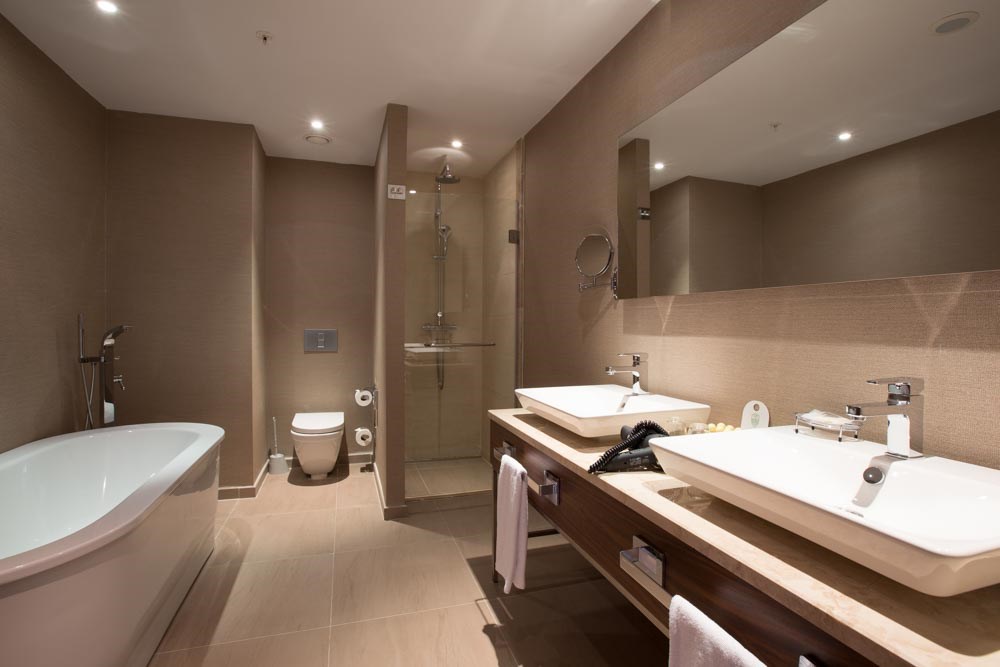 636921516477793885-17976e53-5379-4a0a-a87a-676923f6b4c2