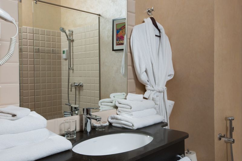 9eadc2dd8e118a25e9e240adffa17c4e