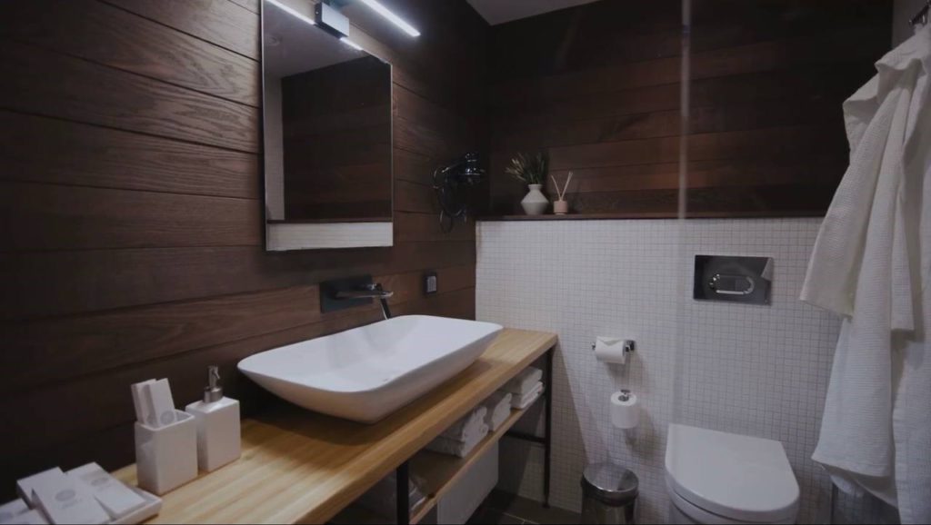 637837324903317586-c5c62911-8541-4801-a733-31f80099a8ff